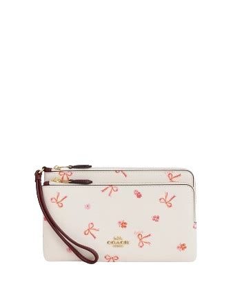 coach bow wallet
